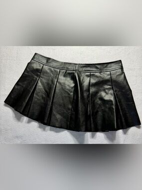 Dark Coquette Faux Leather Pleated MicroMini Skater Skirt M BurningMan SHEIN 🖤